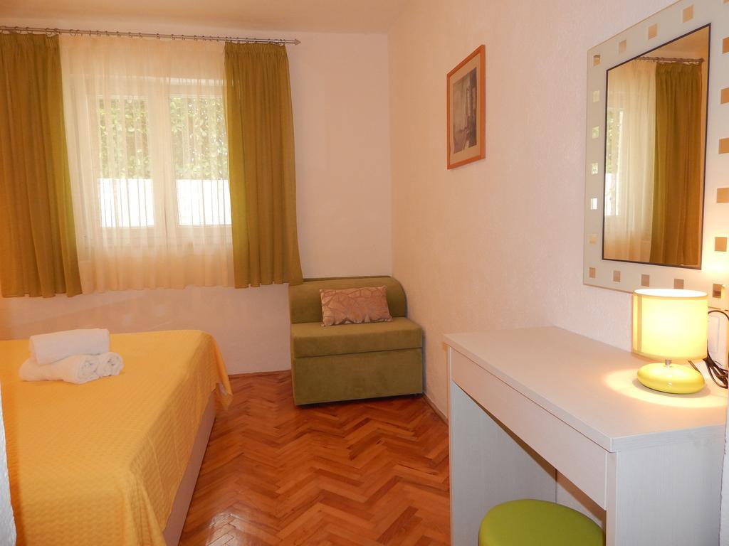 Apartments Nedjeljka Ražanj Zimmer foto